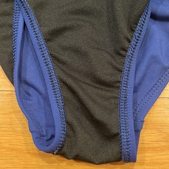 CHAPS womens one piece swimsuit size 16 W. - Picture 8 of 11